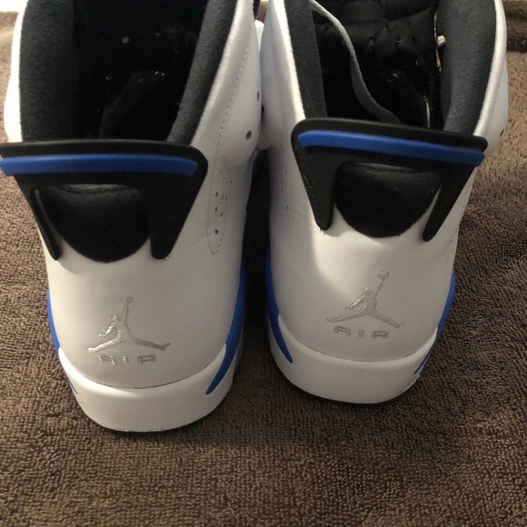 Jordan Retro - Picture 4 of 8